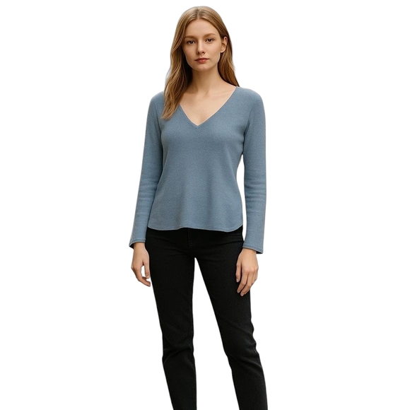 J.Crew Wool V-Neck Bell Sleeve Sweater Small Baby Blue Soft Knit Preowned - Picture 1 of 9